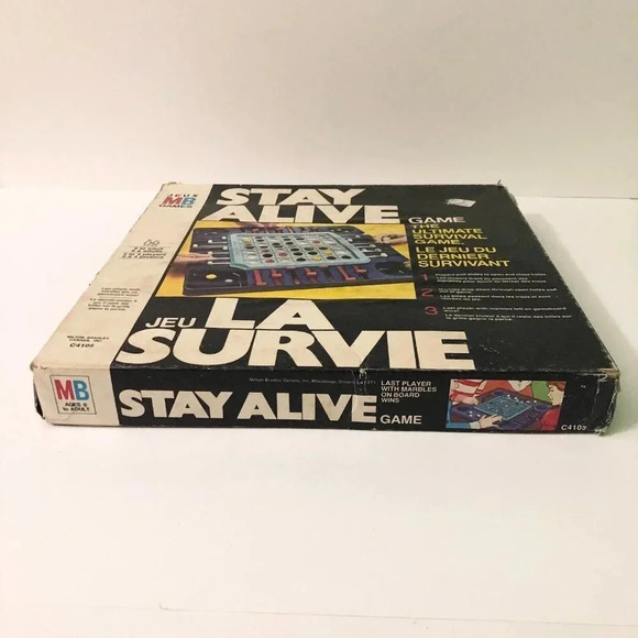 Vintage 70s MB Milton Bradley Stay Alive Board  Game Missing Instuctions - Picture 2 of 16